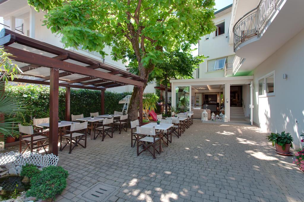 B&B Airone Cervia - Camere E Appartamenti المظهر الخارجي الصورة
